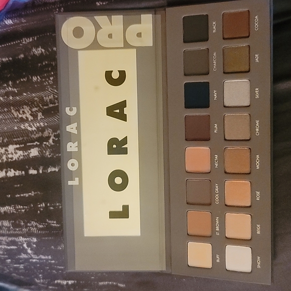 Lorac PRO PALETTE - Picture 3 of 4